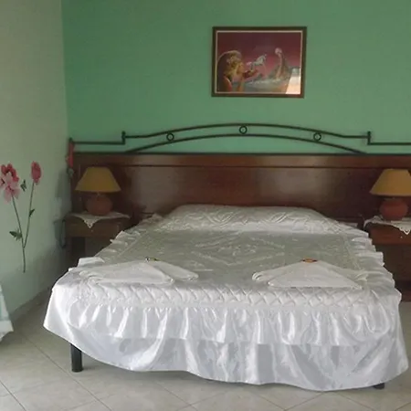 Hotel Makis